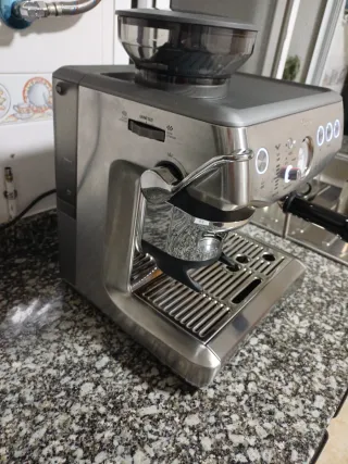 Cafetera sage barista express