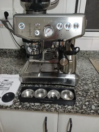 Cafetera sage barista express