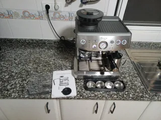 Cafetera sage barista express