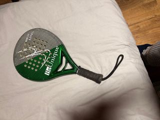 Pala de pádel BeUnique verde