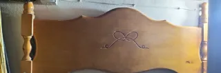 Dos cabeceros de madera