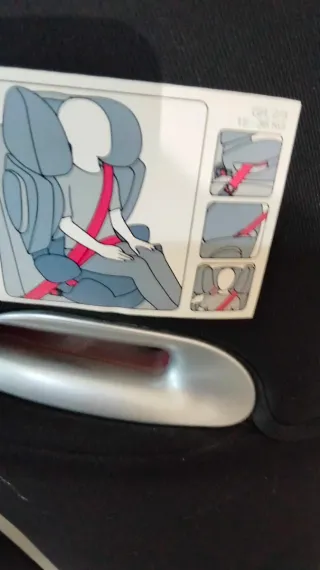 Silla de coche Cybex negra. Anclaje Isofix