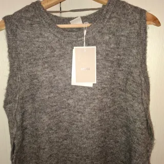 Jersey capa ICHI gris talla única.