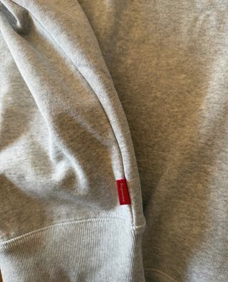 Sudadera Supreme Gris