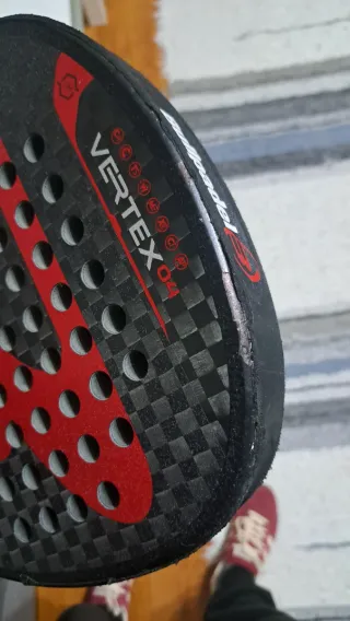 Pala Bullpadel Vertex 04