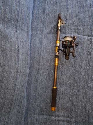 Pack 2 cañas de pescar y complementos