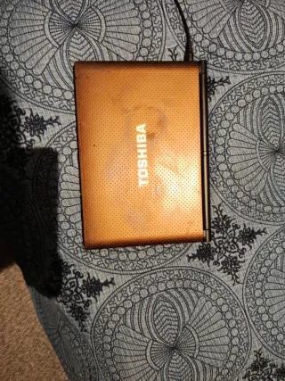 Mini portátil Toshiba NB520