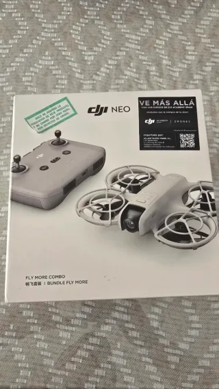 Caja Drone DJI Neo Fly More Combo