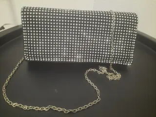 Borsa a tracolla con catena