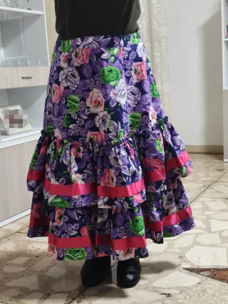 Falda rociera o flamenca