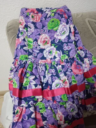 Falda rociera o flamenca