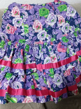 Falda rociera o flamenca