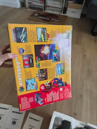 Console Nintendo 64 con scatola originale