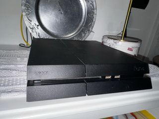 PS4 (PlayStation 4) 1TB + 2 Mandos + Juegos
