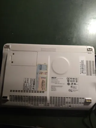 Mini portatile Acer bianco