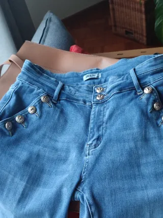 Vaqueros Zac & Zoe bootcut nuevos con etiqueta