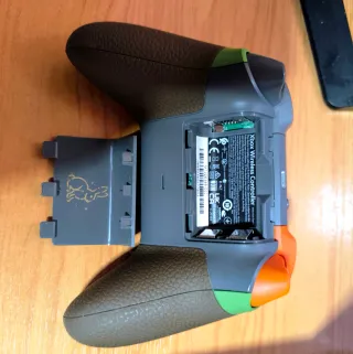 Mando Xbox Series DOOM Edición Limitada