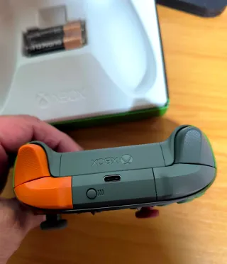 Mando Xbox Series DOOM Edición Limitada