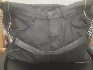 Borsa Sisley nera con catena