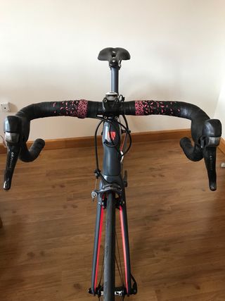 Bicicleta Carretera Trek Domane Carbono. Talla S