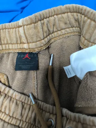 Conjunto Deportivo Jordan Marrón