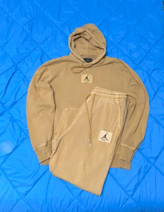 Conjunto Deportivo Jordan Marrón