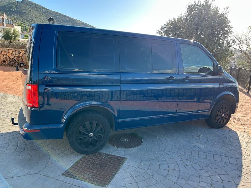 Volkswagen Caravelle 2019 - foto 1
