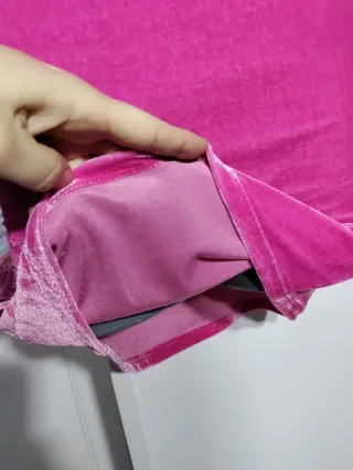 Vestido rosa terciopelo hombro descubierto M