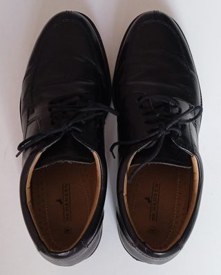 Zapatos de vestir MR Hansen negros talla 40