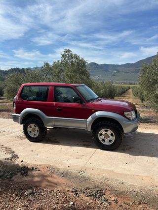 Toyota Land Cruiser 90 1999