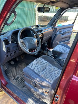 Toyota Land Cruiser 90 1999