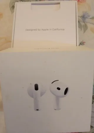 Caja vacía original AirPods 4