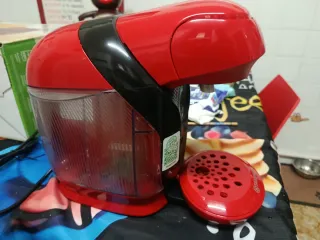 Cafetera Tassimo Bosch Compacta Roja