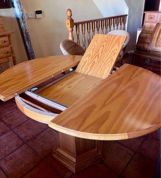 MESA REDONDA DE PINO EXTENSIBLE.