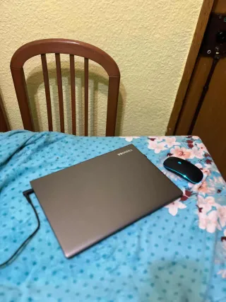 Portátil de Alta Gama – Batería NUEVA + raton