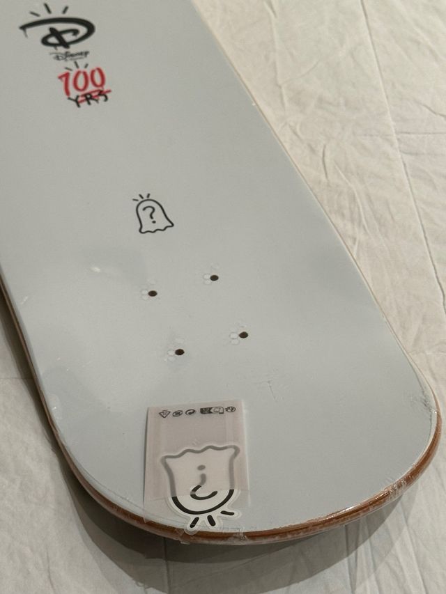 Tabla Skate Disney Diseño Trevor Andrew