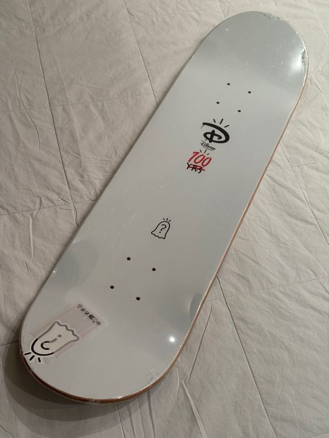 Tabla Skate Disney Diseño Trevor Andrew