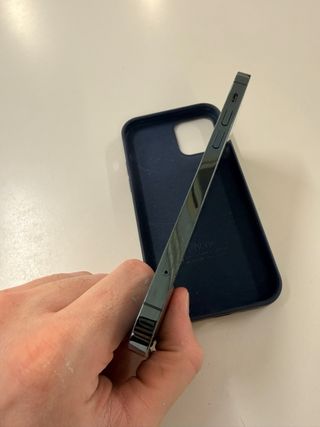 iPhone 12 Pro Azul Marino, muy buen estado