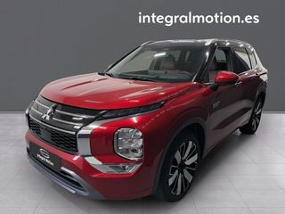 Mitsubishi Outlander PHEV First Edition 4WD
