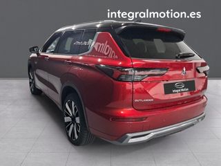 Mitsubishi Outlander PHEV First Edition 4WD