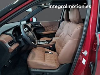 Mitsubishi Outlander PHEV First Edition 4WD