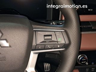 Mitsubishi Outlander PHEV First Edition 4WD