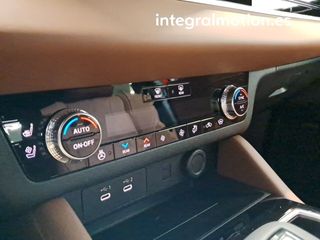 Mitsubishi Outlander PHEV First Edition 4WD