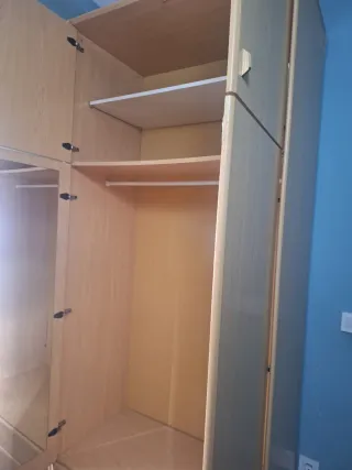 Armario juvenil madera claro