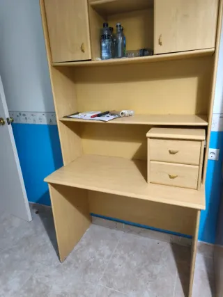 Armario juvenil madera claro