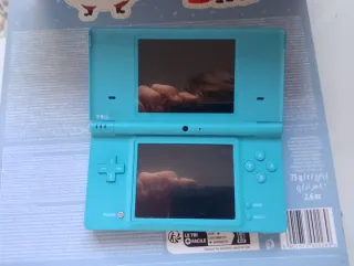Nintendo DSi Azul con Caja