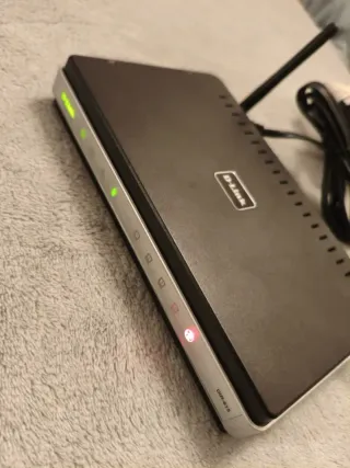 Router WiFi D-Link DIR-615 con fuente original