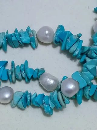 Collana con  turchese e perle scaramazze