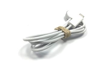 cargador apple a2515