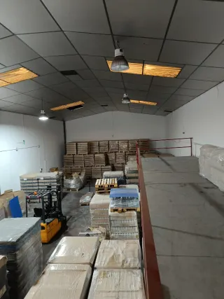 Nave industrial el portal